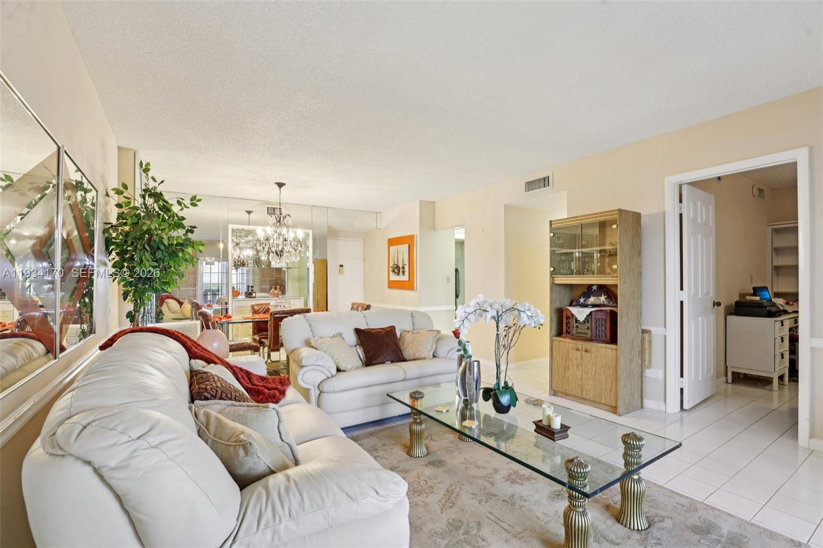 Residential in Hollywood 3