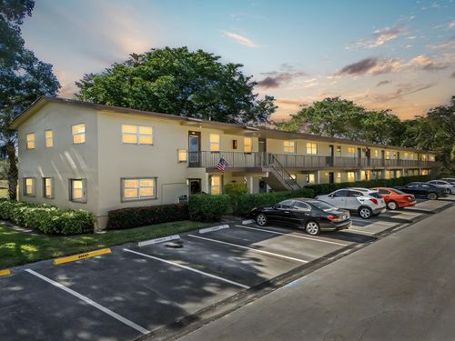 apt-104-7390 Nw 1st St, Margate, FL, 33063-7524 | Card Image