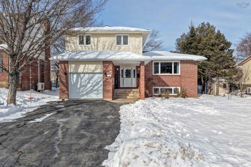 15 Bellroyal Court, Cole Harbour, NS, B2V2B4 | Card Image