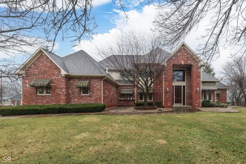 3998 Eagle Trace Dr, Greenwood, IN, 46143 | Card Image