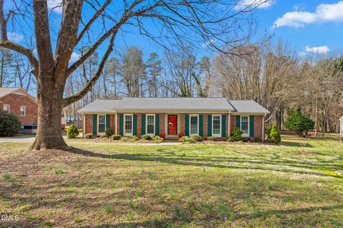 105 Oakview Dr, Elon, NC, 27244-9360 | Card Image