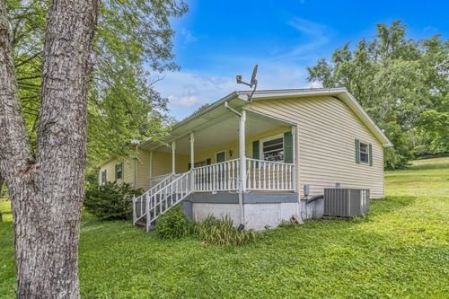 14 Oak Ln, Pleasant Shade, TN, 37145 | Card Image