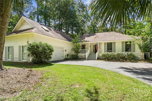 214 Montauk Ln, Richmond Hill, GA, 31324-4921 | Card Image