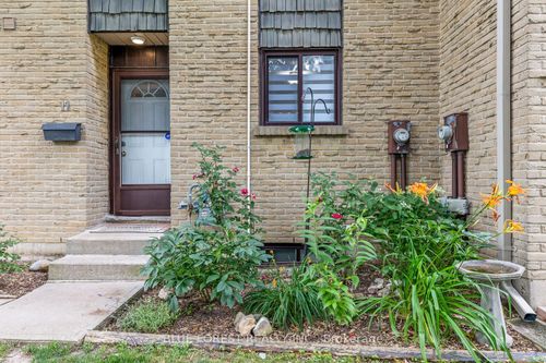 11-460 Southdale Rd E, London, ON, N6E1A4 | Card Image