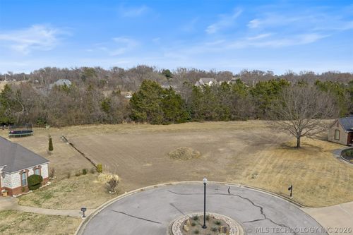 2205 Torrey Pines Drive, Ardmore, OK, 73401 | Card Image
