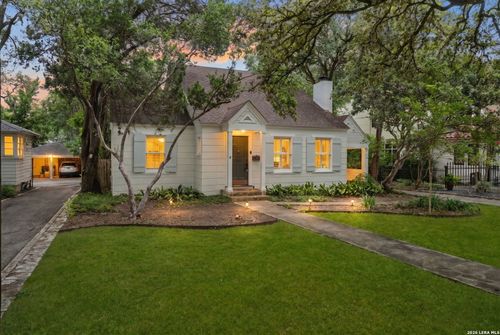 216 Tuxedo Ave, Alamo Heights, TX, 78209-3715 | Card Image