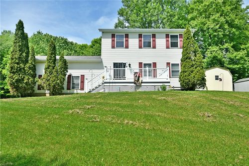 7715 Lamor Rd, Mercer, PA, 16137-2315 | Card Image