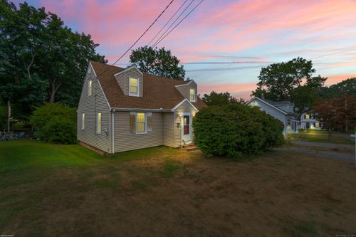 5 Cornell St, Plainville, CT, 06062-2107 | Card Image