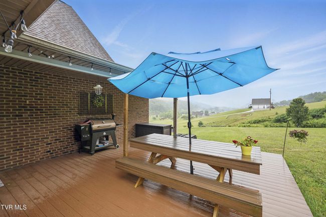 1124 Elizabethton Hwy, House other with 3 bedrooms, 3 bathrooms and null parking in Bluff City TN | Image 40