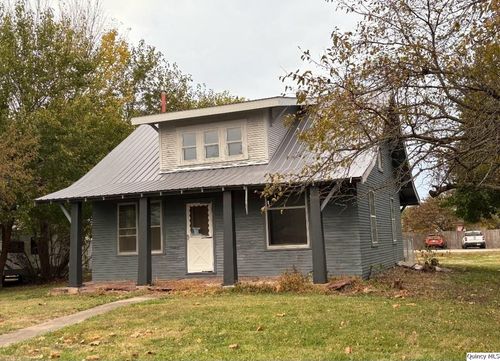 341 S Wilson St, Mendon, IL, 62351-1231 | Card Image