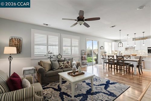 5627 Arcadia Cir, Discovery Bay, CA, 94505 | Card Image