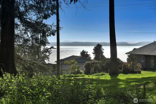 364 Gramayre Rd, Coupeville, WA, 98239-9614 | Card Image