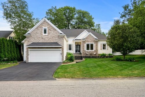 20 Huckleberry Ln, Hampton, NH, 03842-1516 | Card Image