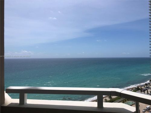 apt-20a-1950 S Ocean Dr, Hallandale Beach, FL, 33009-7915 | Card Image