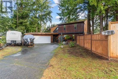 784 Terrien Way, House other with 5 bedrooms, 4 bathrooms and 4 parking in Parksville BC | Image 2