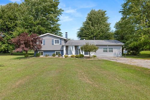 2392 E Smiley Rd, Shelby, OH, 44875-9300 | Card Image