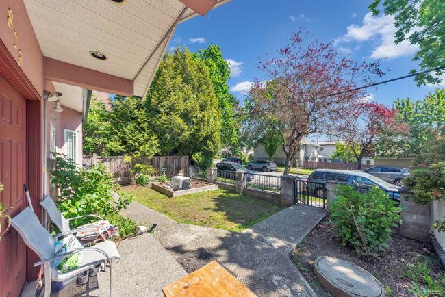 813 Windermere Street, House other with 6 bedrooms, 4 bathrooms and 2 parking in Vancouver BC | Image 2