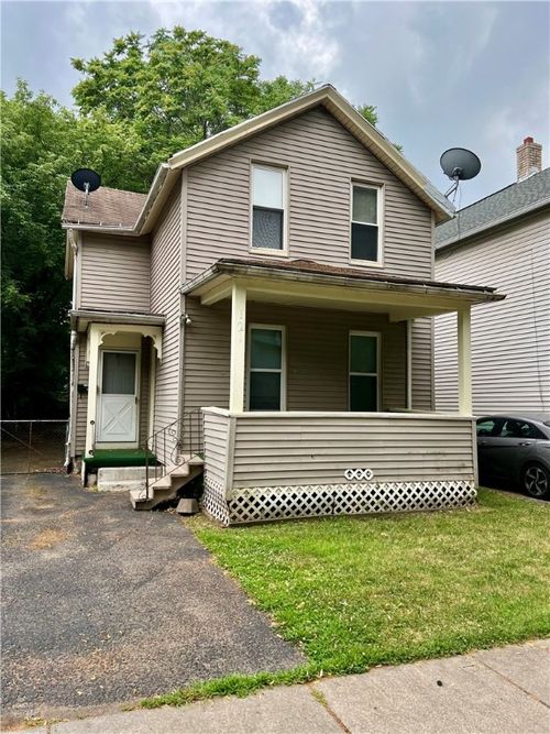 121 Columbia Ave, Rochester, NY, 14608-2615 | Card Image