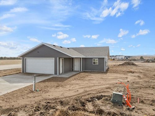 10899 Eagle Ct, Belle Fourche, SD, 57717-6261 | Card Image
