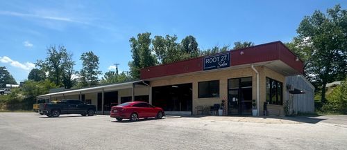 363 N Highway 27, Whitley City, KY, 42653-5008 | Card Image