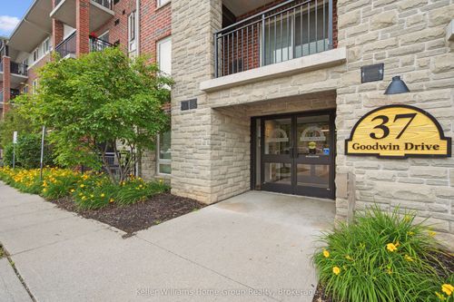 411-37 Goodwin Dr, Guelph, ON, N1L0E6 | Card Image