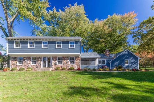 1704 Clover Ln, Valparaiso, IN, 46385-2831 | Card Image