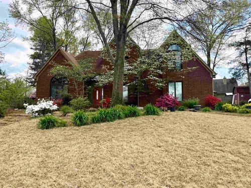 8399 Walnut Trace Cv, Memphis, TN, 38018 | Card Image