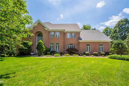 1648 Blackburn Heights Dr, Sewickley, PA, 15143-8626 | Card Image