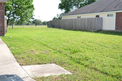 13611 Padgett Dr, Sugar Land, TX, 77498-6345 | Card Image