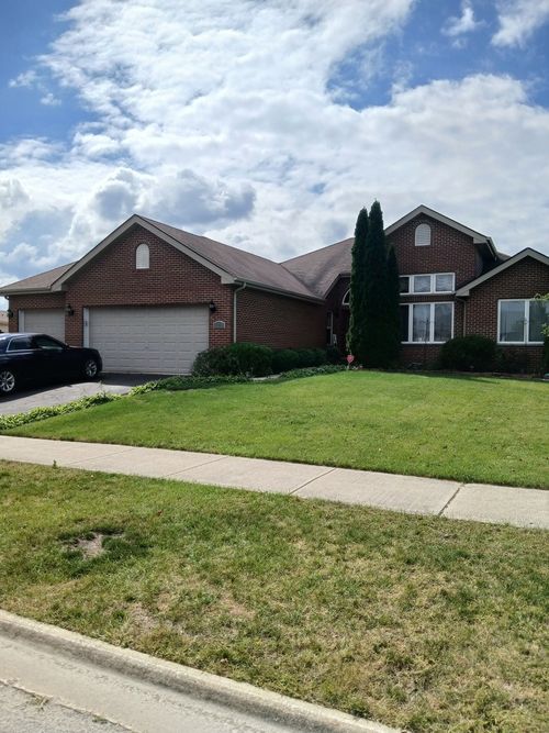 5319 Northwind Dr, Richton Park, IL, 60471-1361 | Card Image