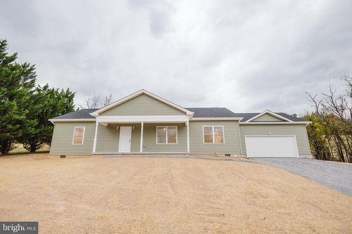 12493 Back Creek Valley Rd, HEDGESVILLE, WV, 25427-3048 | Card Image