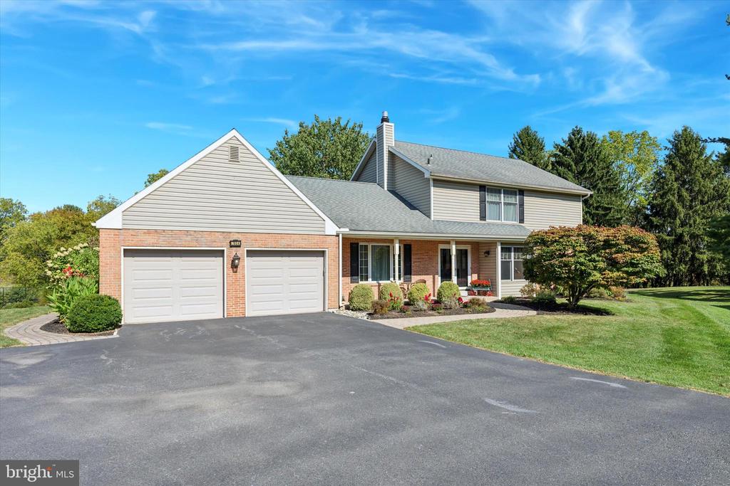 Woodsbluff Run, Fogelsville, PA 18051
