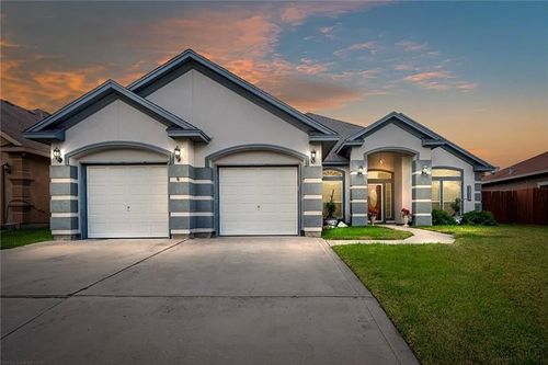 3205 Turkey Springs Dr, Corpus Christi, TX, 78414-3875 | Card Image