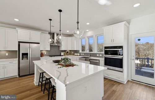 14447 Leafhopper Dr, BOYDS, MD, 20841-0050 | Card Image