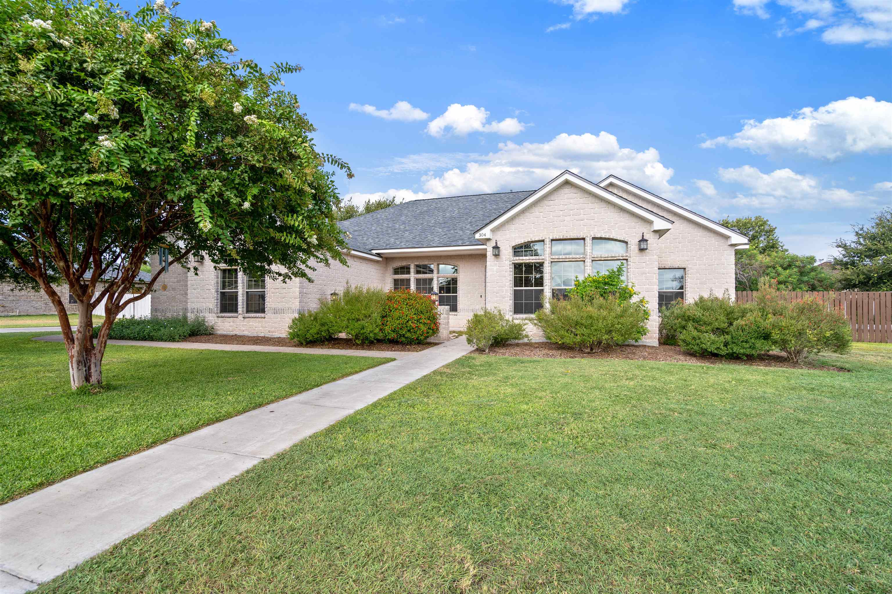 Residential in Del Rio 3