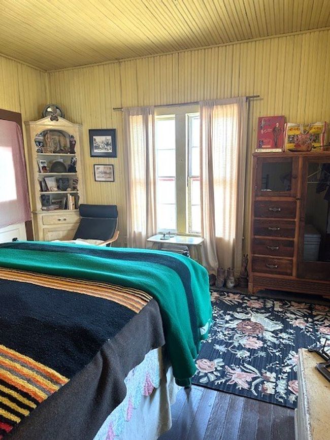 404 E Hackberry St, House other with 2 bedrooms, 1 bathrooms and null parking in Sanderson TX | Image 15