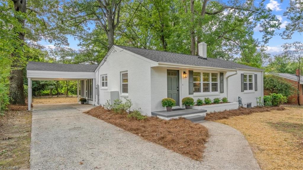 Oak Hill Dr, Greensboro, NC 27408