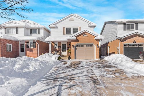 38 Culligan Cres, Thorold, ON, L2V4P1 | Card Image