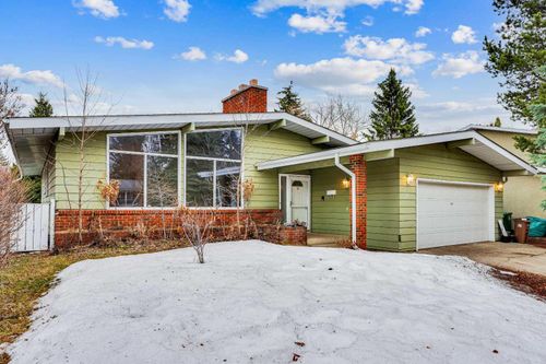 19 Glenwood Crescent, St. Albert, AB, T8N1X5 | Card Image