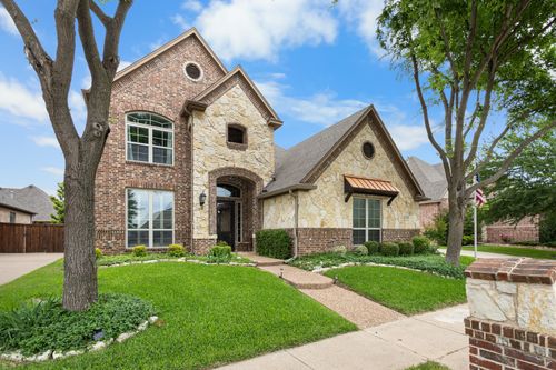 8229 Forest Glenn, North Richland Hills, TX, 76182-8486 | Card Image