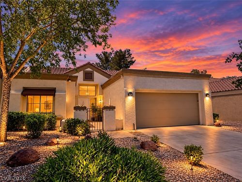 2705 Sungold Dr, Las Vegas, NV, 89134-8896 | Card Image