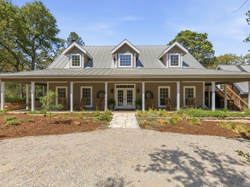 321 Red Rock Ranch Rd, Red Rock, TX, 78662-4501 | Card Image