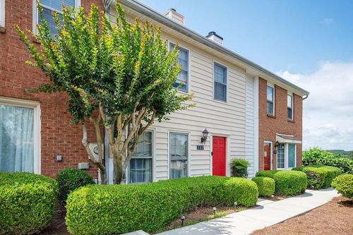 197 High Creek Dr, Roswell, GA, 30076-2068 | Card Image