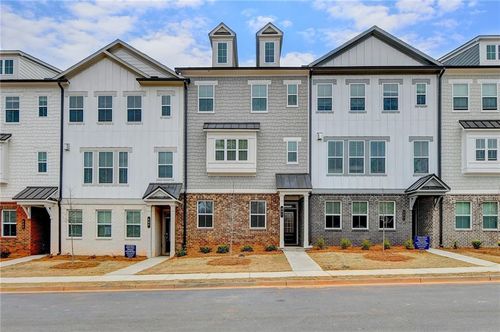 477 Danville Ave, Suwanee, GA, 30024-5635 | Card Image