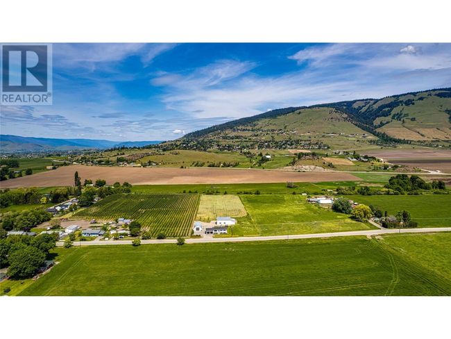 8935 Kalamalka Rd, House other with 4 bedrooms, 3 bathrooms and 30 parking in Coldstream BC | Image 74