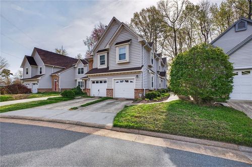 e-1321 Eagles Trace Path, Chesapeake, VA, 23320-9490 | Card Image