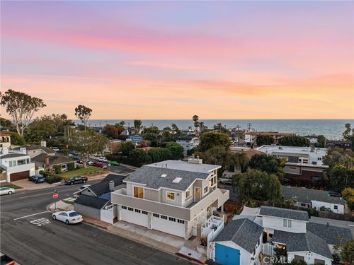 a-575 Through, Laguna Beach, CA, 92651 | Card Image