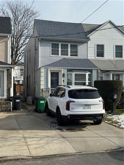 1919 E 34th St, Brooklyn, NY, 11234-4818 | Card Image