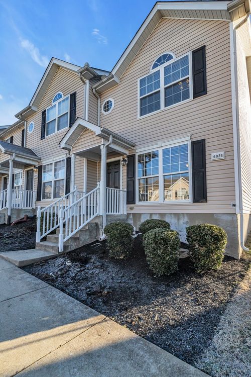 6024 Cullen Dr, La Vergne, TN, 37086-3490 | Card Image