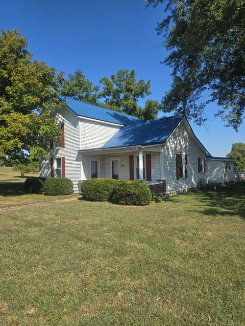 635 Burgin Main St, Harrodsburg, KY, 40330-8720 | Card Image